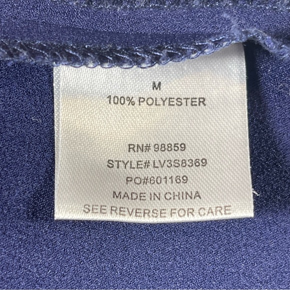 Olive & Oak Sleeveless Hidden Placket Button down Blouse - Picture 9 of 10